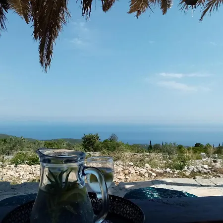 Pirate's Nest Stone House בית כפרי *